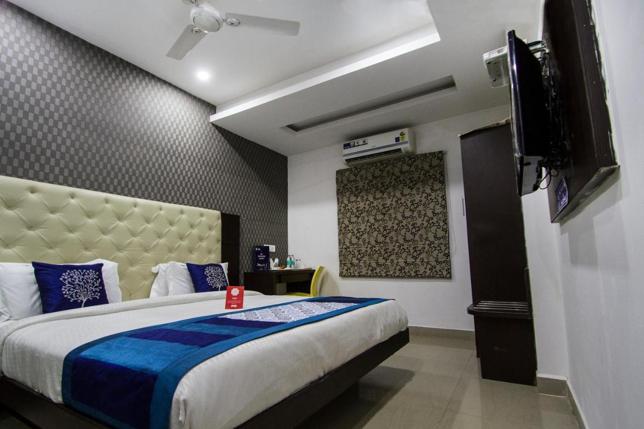 Oyo Hotel Stay Home Near Shilparamam Hyderabad Exterior foto