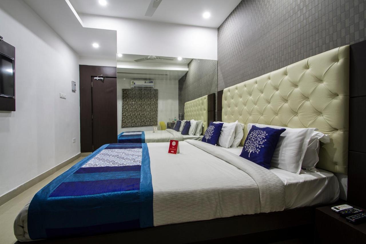 Oyo Hotel Stay Home Near Shilparamam Hyderabad Exterior foto