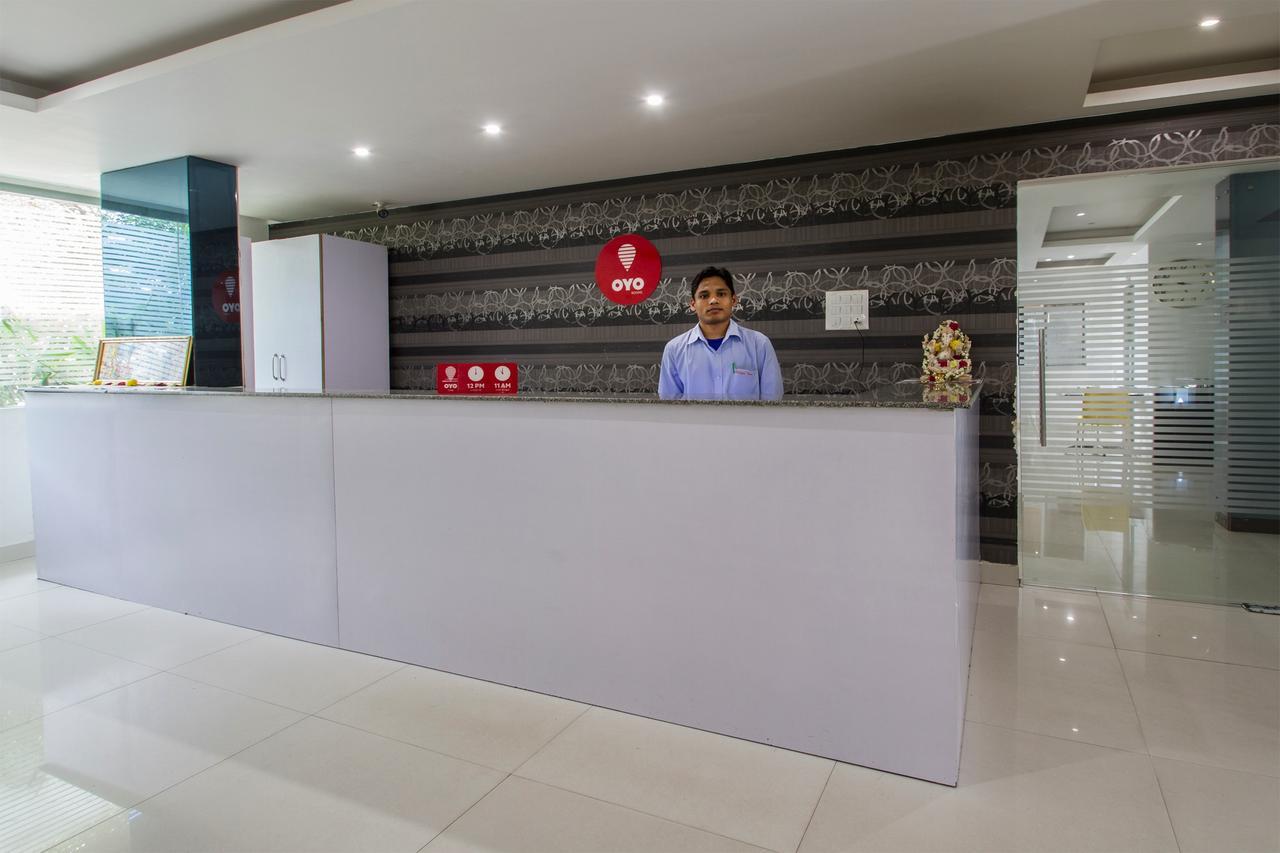 Oyo Hotel Stay Home Near Shilparamam Hyderabad Exterior foto